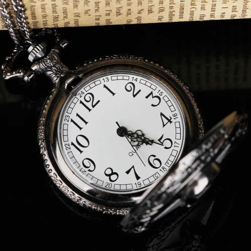 Montre de poche crâne creux pour hommes et femmes, mouvement à quartz bronze et noir, JOClock, collier pendentif, meilleurs cadeaux