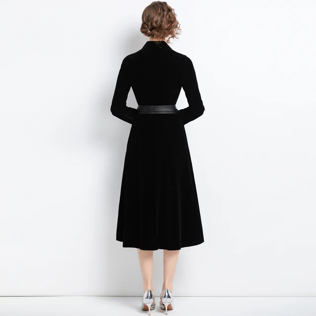 Timeless Elegance in Velvet: ZUOMAN's Vintage Velvet Dress