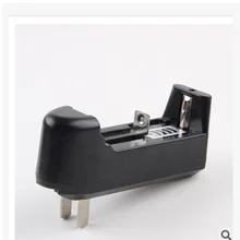 18650 зарядное устройство фонарь питания литиевая батарея Одиночная раковина 4,2 V 3,7 V литиевая батарея зарядное устройство