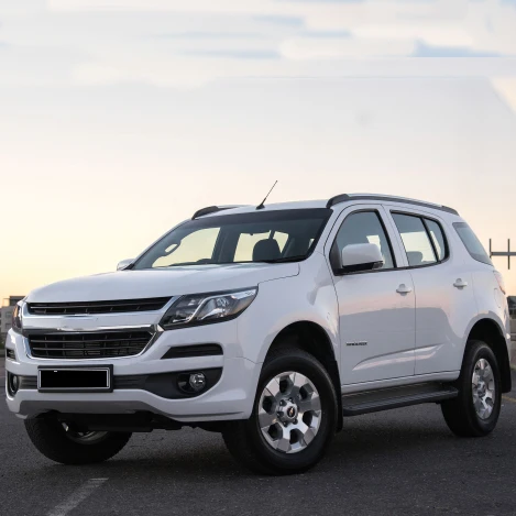 Козырек с боковым окном для Chevrolet trailblazer 2016 2017 2018 защита от ветра дефлектор