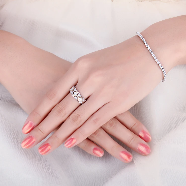 AB878299-XQ-RUS_06A
