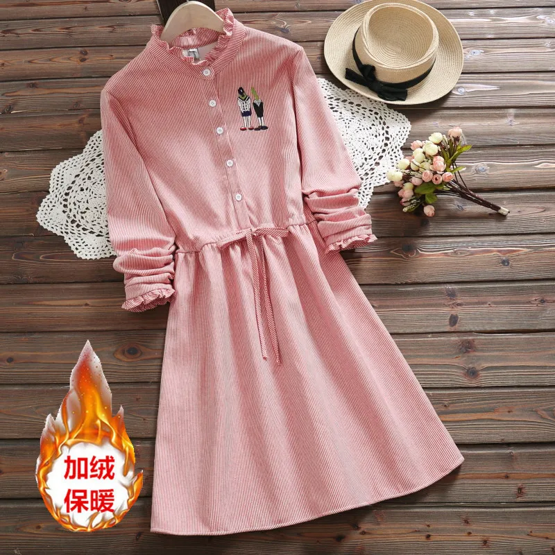 

2018 Winter Mori Girl Line Sweet Cute Cartoon Embroidered Brushed And Thick Stripes Waist Hugging Dress 90503