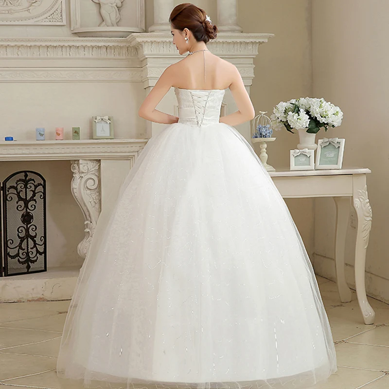 ストラップレスビーズ装飾ホワイトドレス ウェディングドレス ビーズ