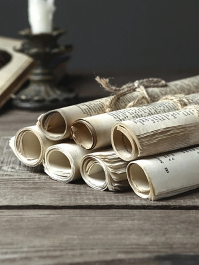 Retro Simulation Books, Old Newspapers, Nostalgic Books, English Books, Shop Window Decoration, Clothes Shop