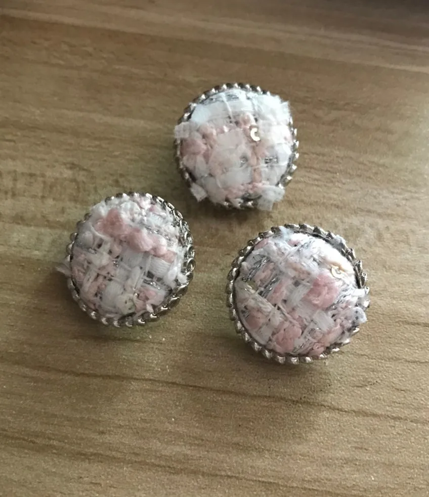 

Pink tweet handmade fabric new button high-grade overcoat decorative buckle