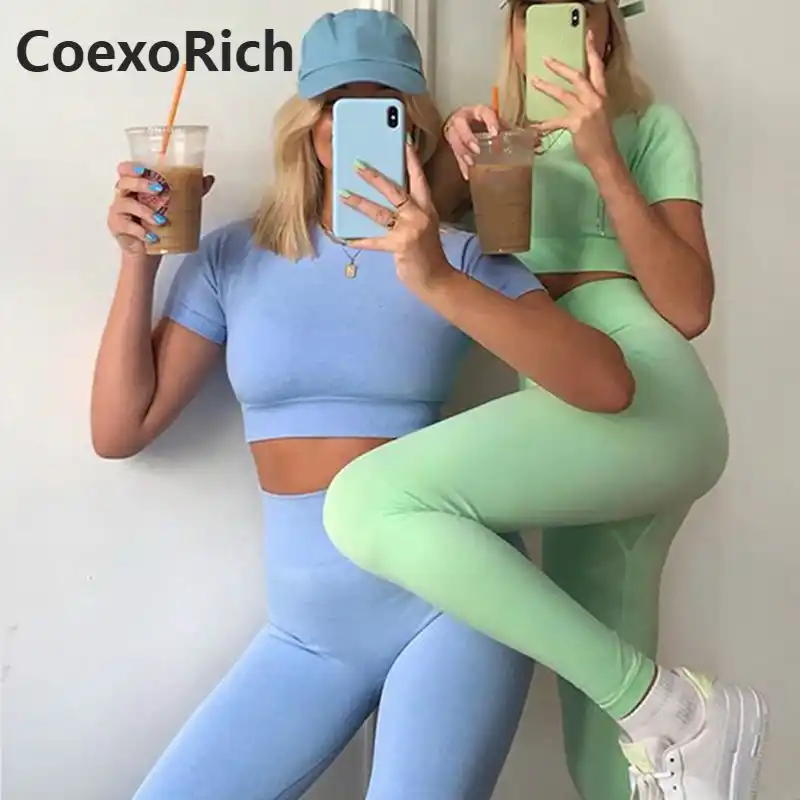 yoga workout clothes