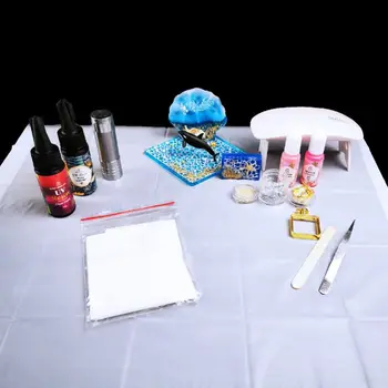 

5 Pcs/Lot PE Plastic Disposable Tablecloth for DIY Process Pollution Prevention