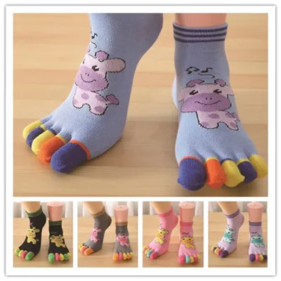 random color 5 pairs Дышащие носки из хлопка, впитывающие пот противоскользящие антибиотики, носки с пятью пальцами и модные носки с героями мультфильмов, носки BAC810 - Цвет: random color 5 pairs