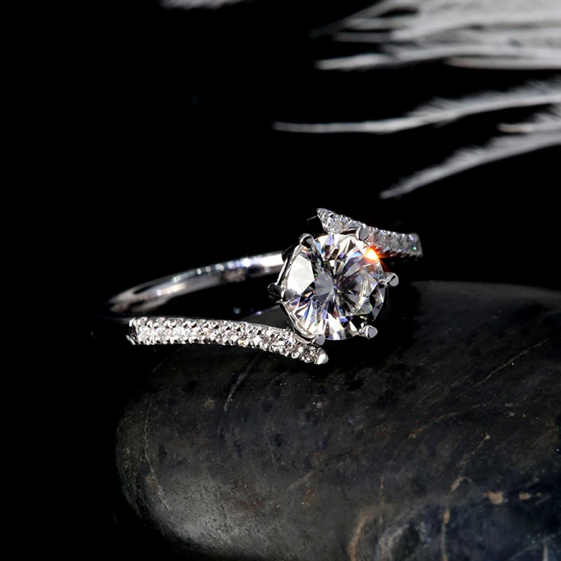 1 Carat ct 6,5 мм белый Обручение& Свадебные муассанит кольцо с бриллиантом, покрытое платиной Серебряные кольца