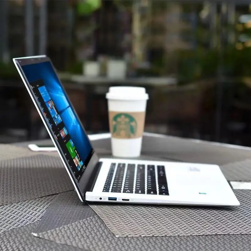 Factory Wholesale Custom 15.6 Inch HD Slim 8GB + 256GB/512GB HDD Fast