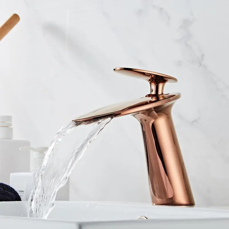 Robinet Cascade pour Lavabo de Salle de Bain, Robinet de Salle de Bain à Trou Unique en Or Brossé avec Évacuation Pop-up et Plaque de Montage pour Installation à 3 Trou