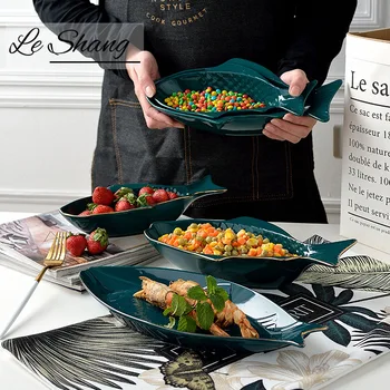 

Creative Nordic Fish Shaped Ceramic Fruit Plate Emerald Family Fish Dish Kitchen Salad Bowl Dish Sushi Plates Snack Plates