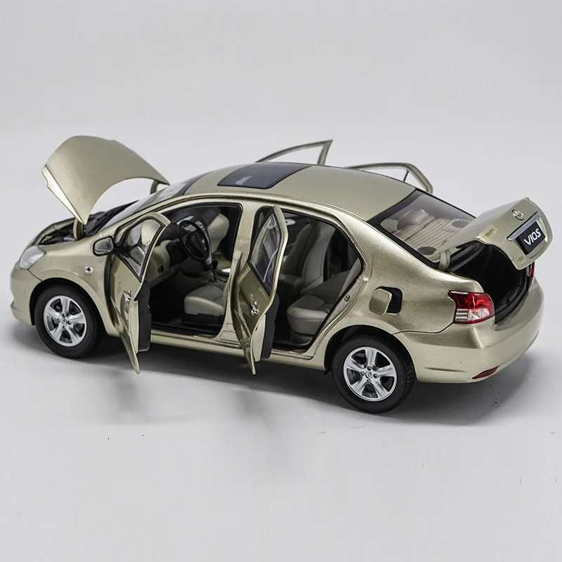 1:18 Toyota Vios 2008 литая под давлением модель автомобиля игрушка дверь может быть открывается для детей подарки на день рождения Коллекция игрушек