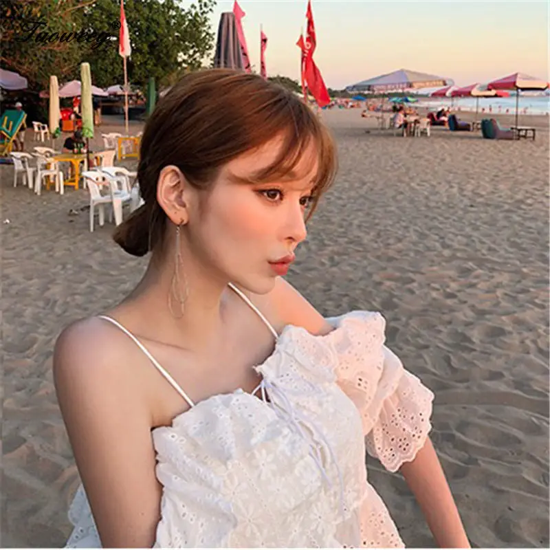  Korean 2019 All-Match sexy shoulder off Shirts Summer New Fashion Casual High Quality Slash Neck So