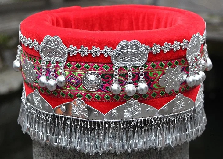 Шляпа hmong miao Ювелирные изделия Китайский народный танец аксессуары для волос Miao шляпа этническое миноритарное представление одежда аксессуары - Цвет: 3