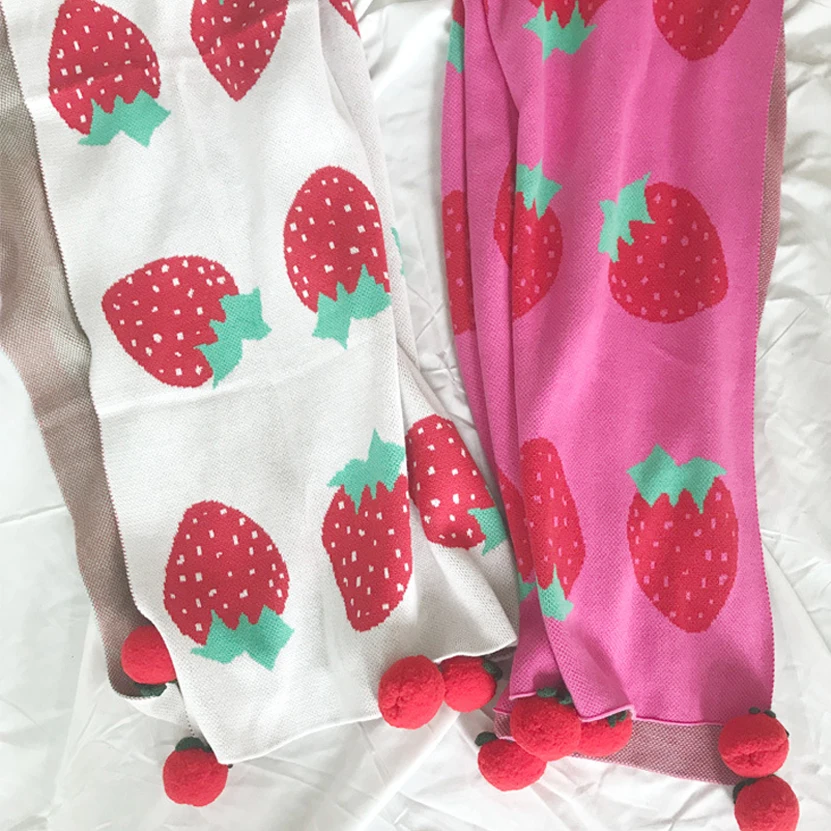 Christmas bedding Strawberry knit blanket tassels with pompom cotton wool blanket sofa throws baby sleep blanket