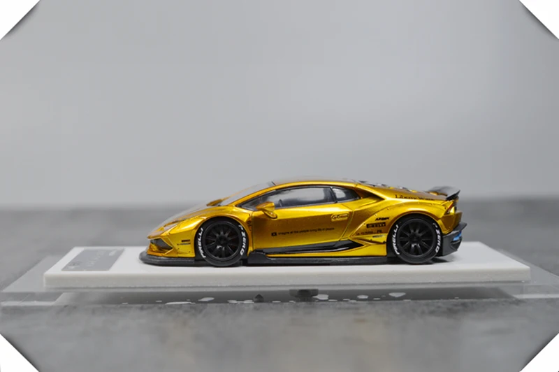 Смола Золото 1: 64 весы LP610 LB Refit модель автомобиля статическое состояние