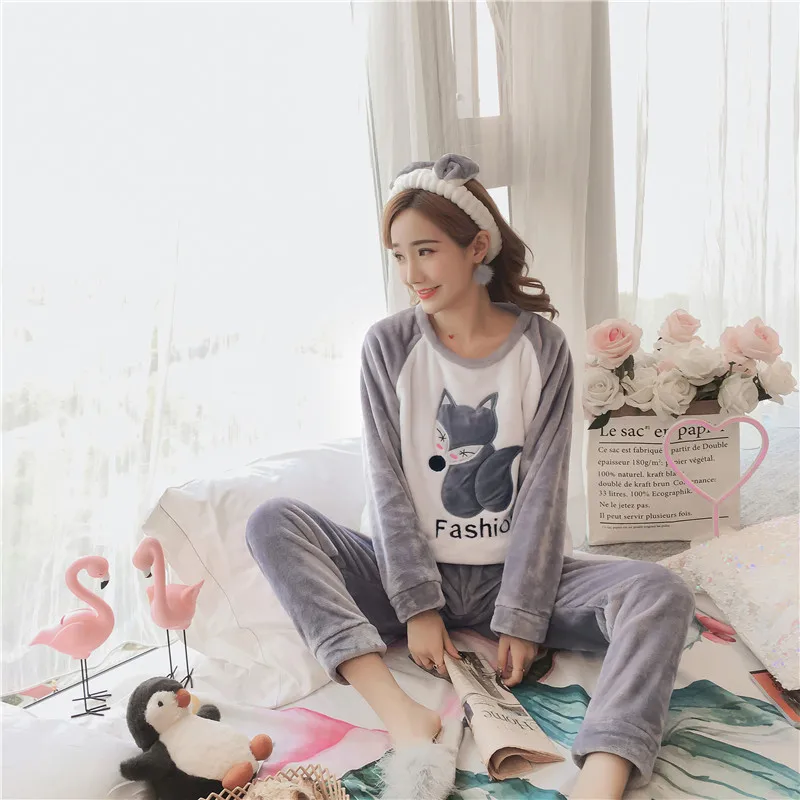 9444123890_918684657