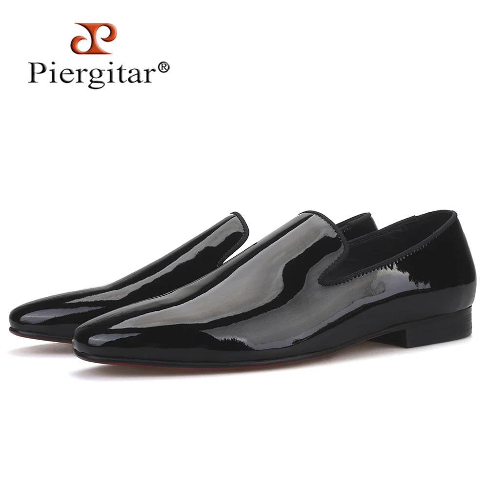 

Piergitar 2020 new arrival luxurious men black patent leather shoes party and wedding men dress shoes handmade men loafers