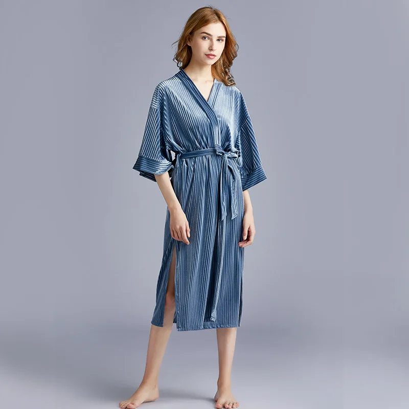 

Velvety lady pajamas new autumn/winter long nightgown home hotel bathrobe