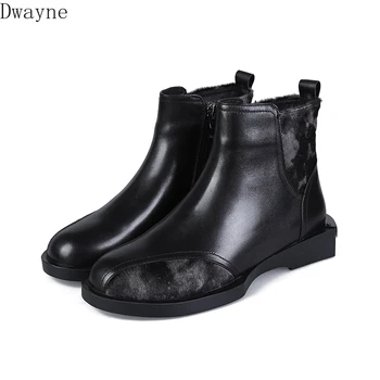 

2019 autumn and winter new women's shoes England wind fashion flat small boots retro wild plus velvet warm Martin boots