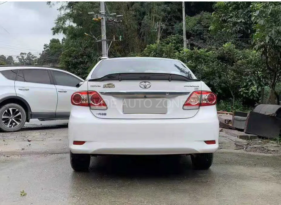 07-13卡罗拉R款尾翼_06