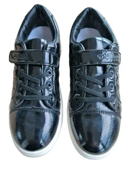 

Kids Shoes Stylish white and black wear resistant and non-slip travel sports shoes for Tylannis boys and girls