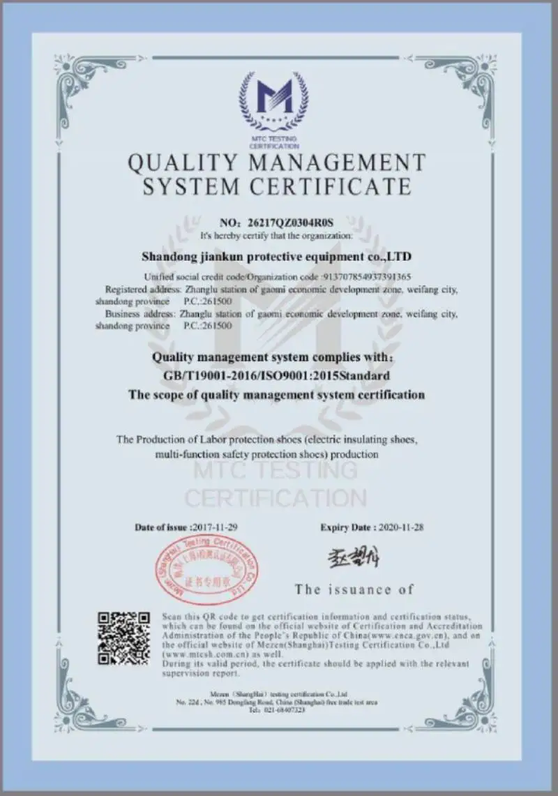 Price XZMDH Dropshipping Men And Women steel toe Safety Boots Outdoor Breathable Safety shoes For Men Puncture Proof Workers Sneakers