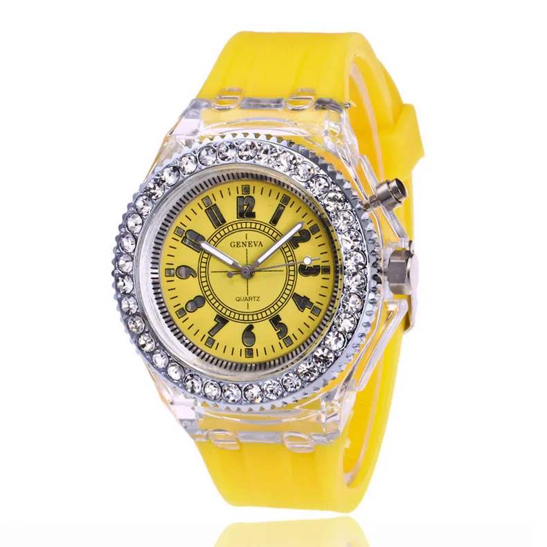 Модные светодиодный светящиеся часы Geneva женские кварцевые часы женские часы с силиконовым ремешком женские 12 ярких цветов часы