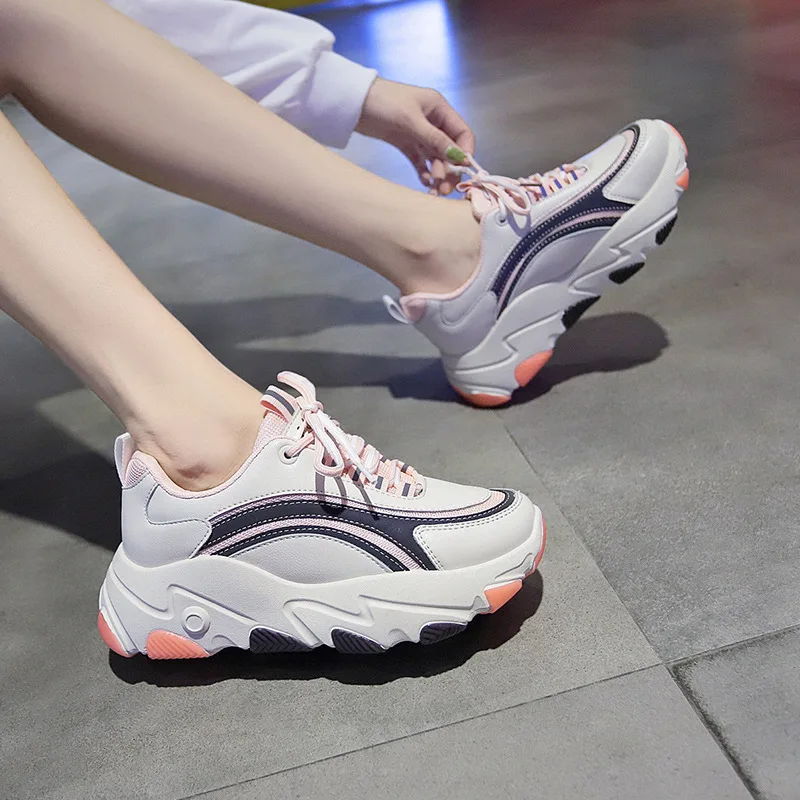 

Chunky Thick Sole Platform Sneakers Women Designer Shoes 2019 Fashion Noctilucous Comfortable Women Casual Shoes White Black