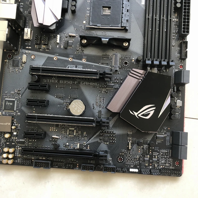 Asus ROG STRIX B350 F GAMING Motherboard REPUBLIC OF GAMERS AMD B350 socket for AMD AM4 4