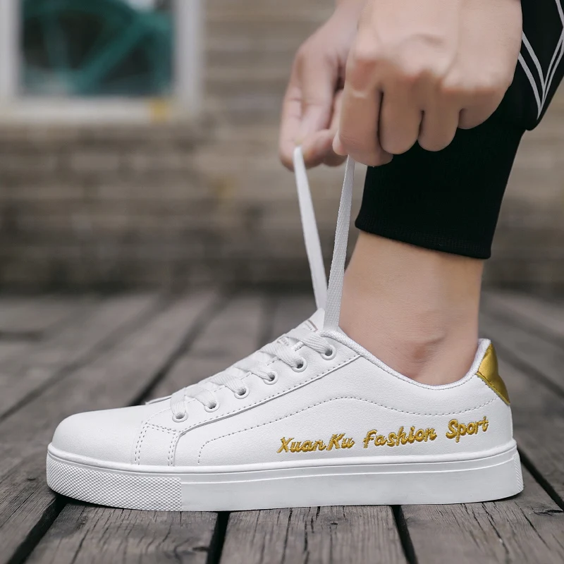 

Men Shoes Spring Autumn New Casual White Board Shoes Men Leather Canvas Shoes Male Flat Low Top Sneakers Tenis Masculino Adulto