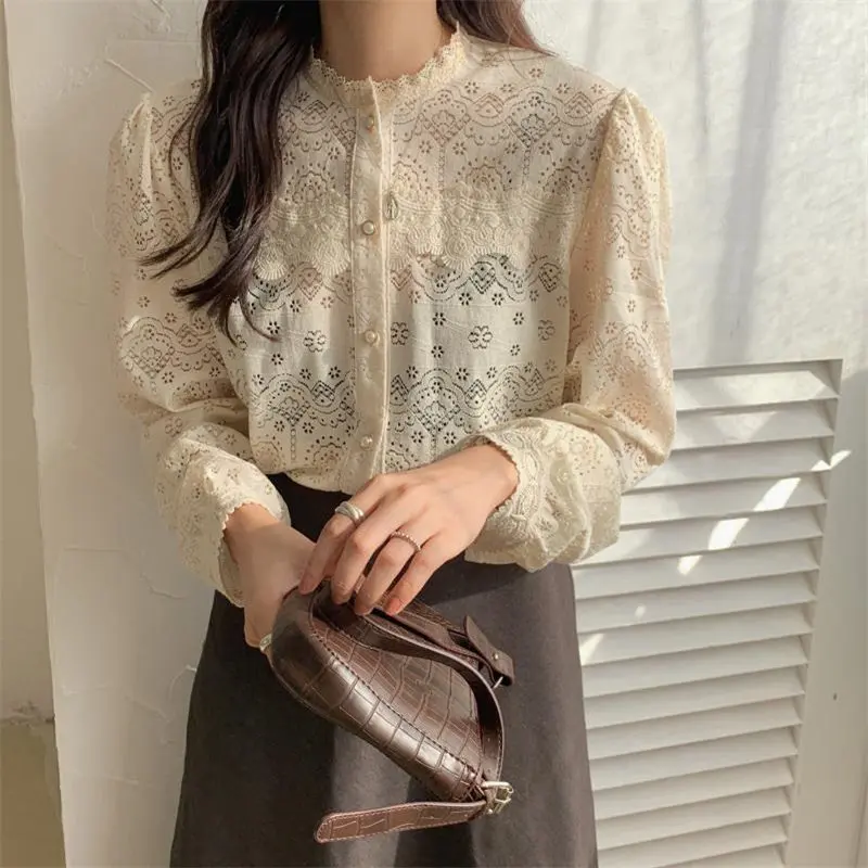 Alien Kitty Hollow Out Patchwork Lace Cotton Office Lady Vintage 2020 Gentle Free Embroidery Floral Sexy All-Match Elegant Shirt | Женская