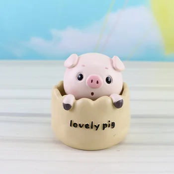

Resin Swing Head Pig Car Ornament In Basket Cartoon Toy Automobiles Interior Dashboard Auto Dashboard Decoration Accessories Gif