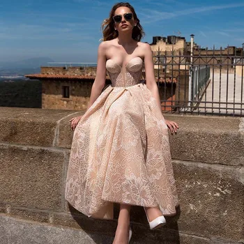 

Modern Sexy Champagne Tea Length Lace Bride Wedding Dresses Sleeveless Sweetheart Bridal Gowns Short Corset Back A Line 2020