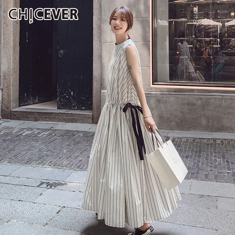 CHICEVER корейский шнурок Ruched платье для женщин с круглым вырезом без рукавов Туника