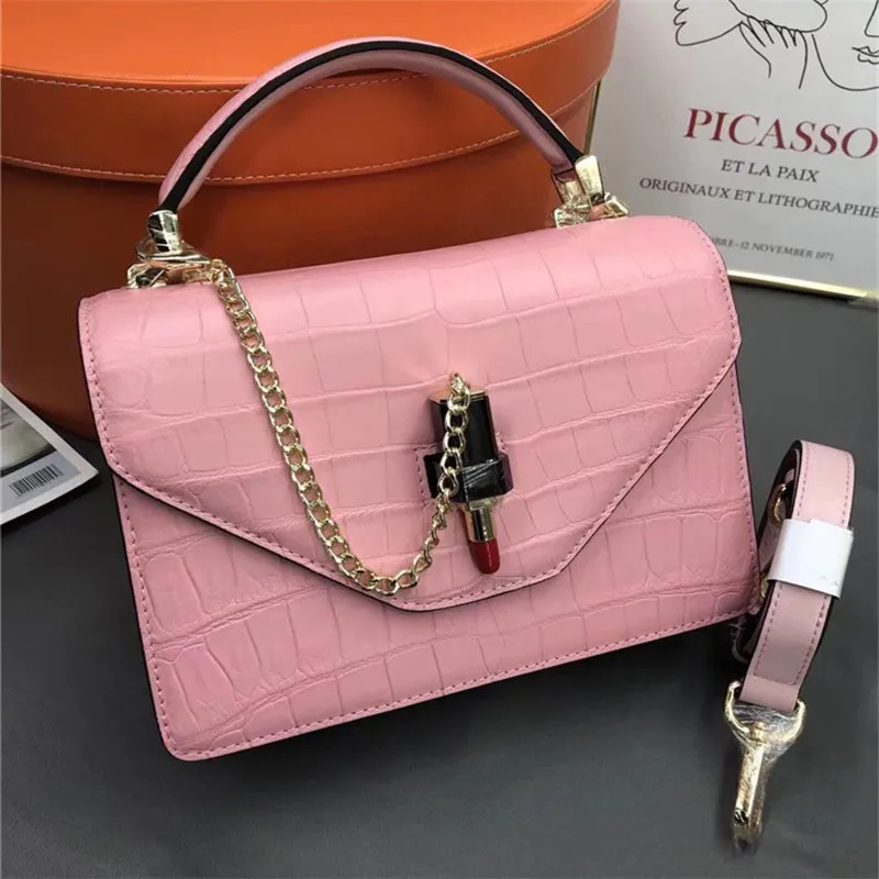 Рисунок 2 - Женский кошелек из натуральной крокодиловой кожи