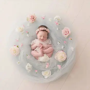 

2020 Newborn Photography Props Basket Soft Lace Stuffing Blanket / Simulation Flower Decoration Baby Photo Props Studio Shooting