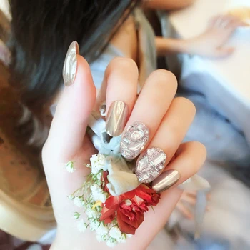 

Fashion Acrylic Fake Nails 24 pcs natural Tips Oval Kit Water Ripple Rhinestone Decorated for Fashion False Nail Art false nails