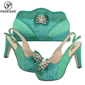 

Latest Matching Women Shoe and Bag Set Decorated with Rhinestone Italian Shoe and Bag Set Buckle Strap Decorated with Appliques