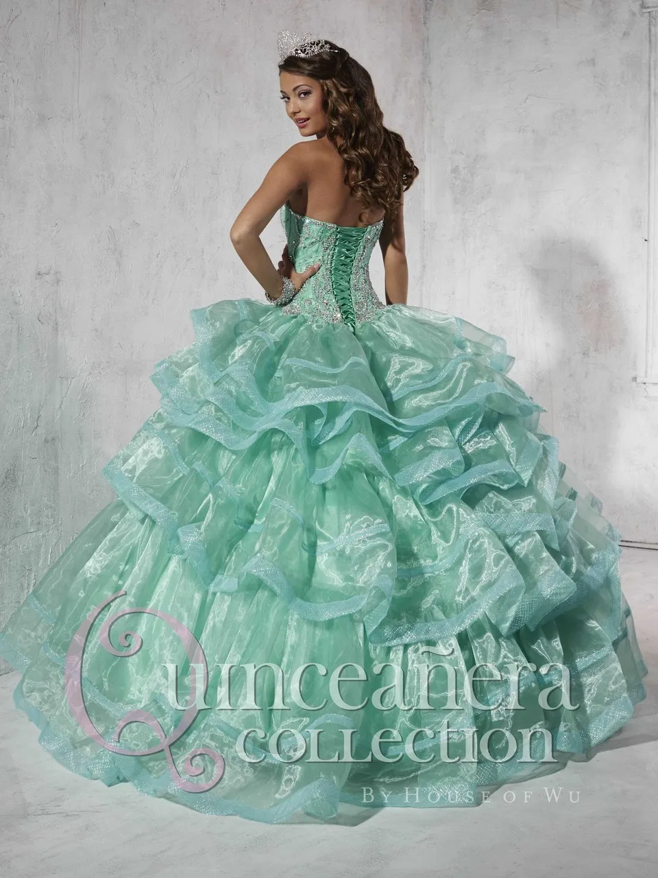 Light Green Chic masquerade ball gown vestido debutante Sweetheart Beads Dresses 15 Years Floor Length Quinceanera Dress