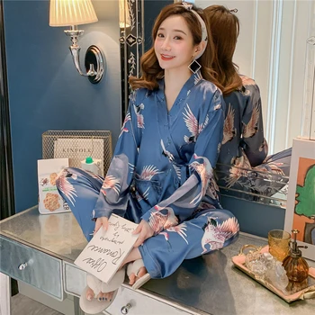 

New 2019 Autumn Women's Pajamas Sets Flower Print Fashion Luxury Female Faux Silk Two Pieces Shirts Long Pants Sleepwear Set