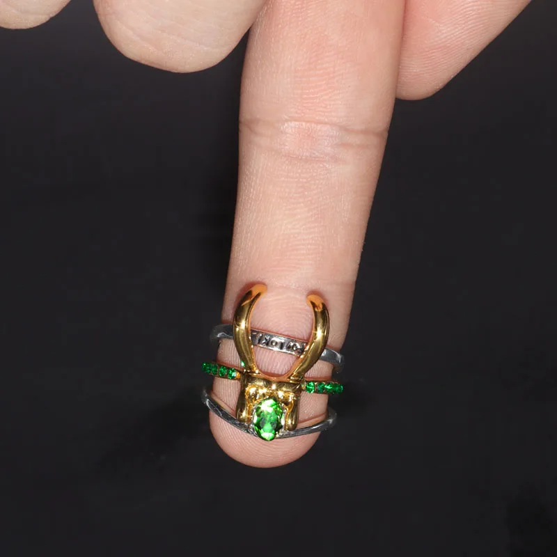 Ring Set Loki Ring Sets for Women Superhero Thor Green Crystal Matching Crown Helmet Rings Stacking Jewelry Unisex Cosplay Accessories
