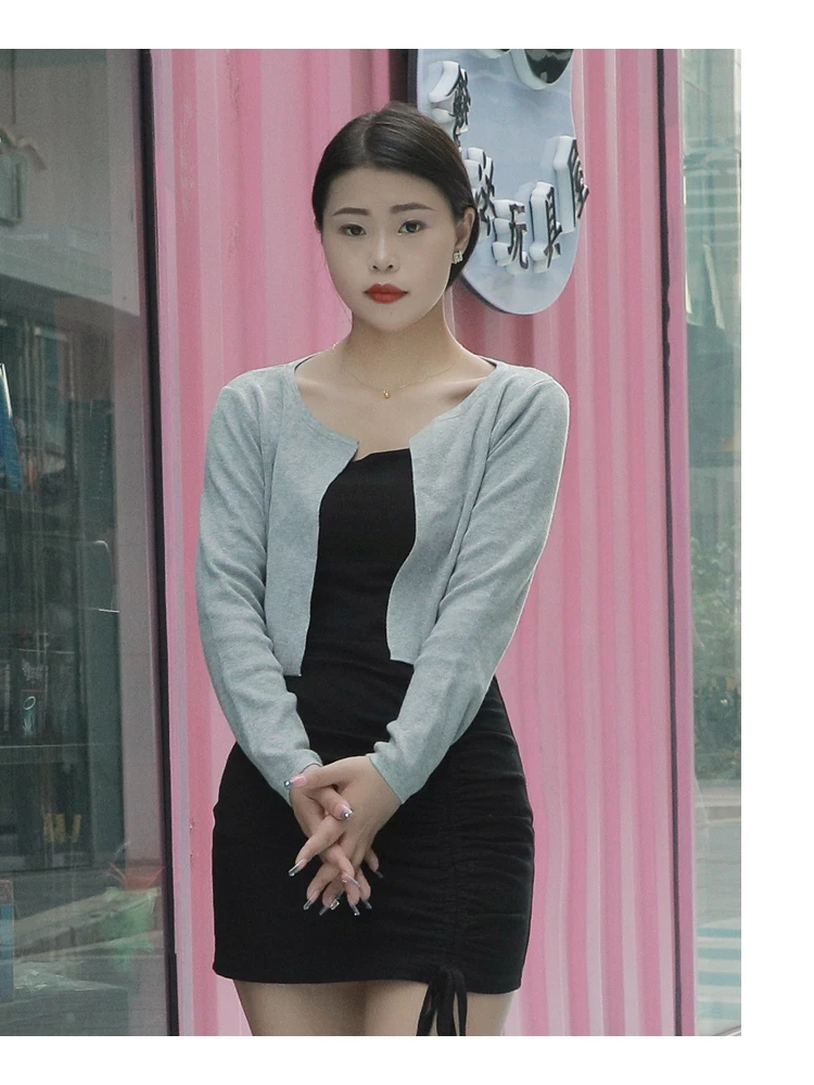 Blouses Black Cropped Knitted Sweater Korean Fashion Cardigan Female Women's Coat Spring 2025 Clothing Long Sleeve Top Jersey