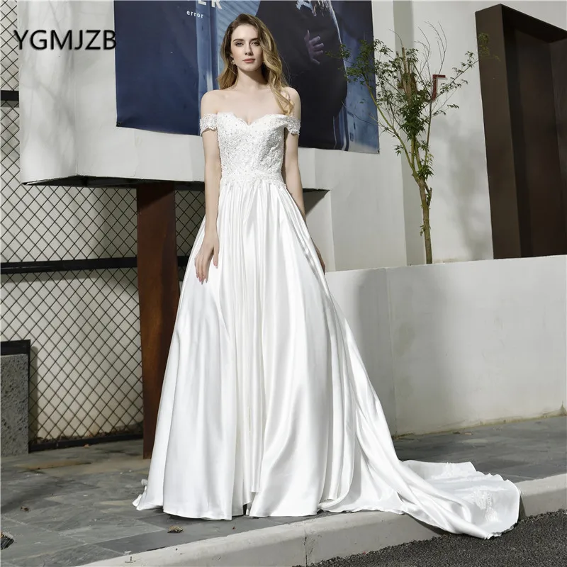 Белое Атласное Свадебное платье А-линия с открытыми плечами Аппликация Кружева Бисер бэкесс Свадебные платья со шлейфом Vestido de Noiva