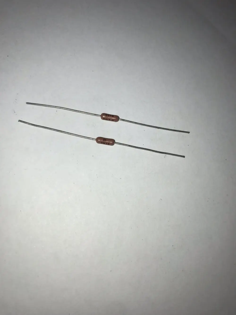 100% новый и originalDALE CMF55 0 25 W 1M 0.5% или DALE 1R 1% 1 Вт 2ROR 10M 1/4 8R 1%|Комплекты умного дома| |