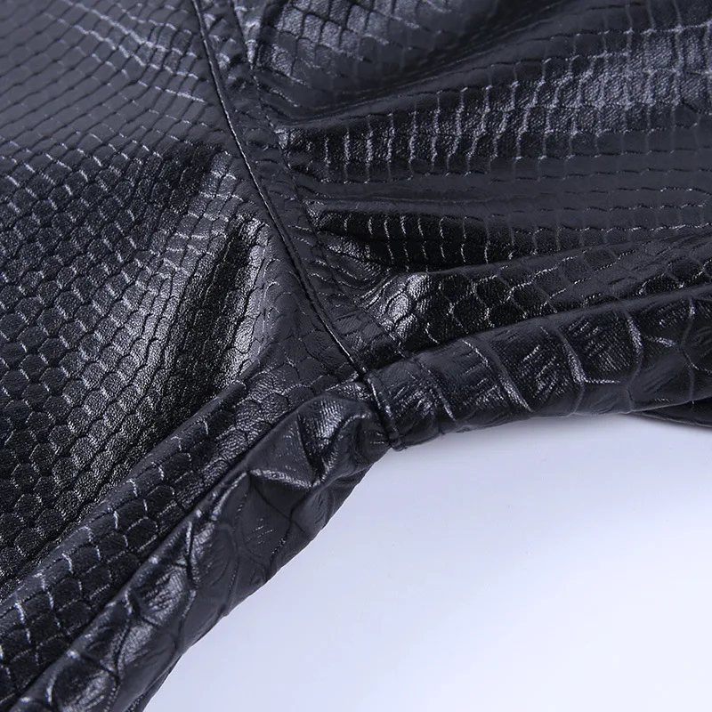 21815629829_1386157620