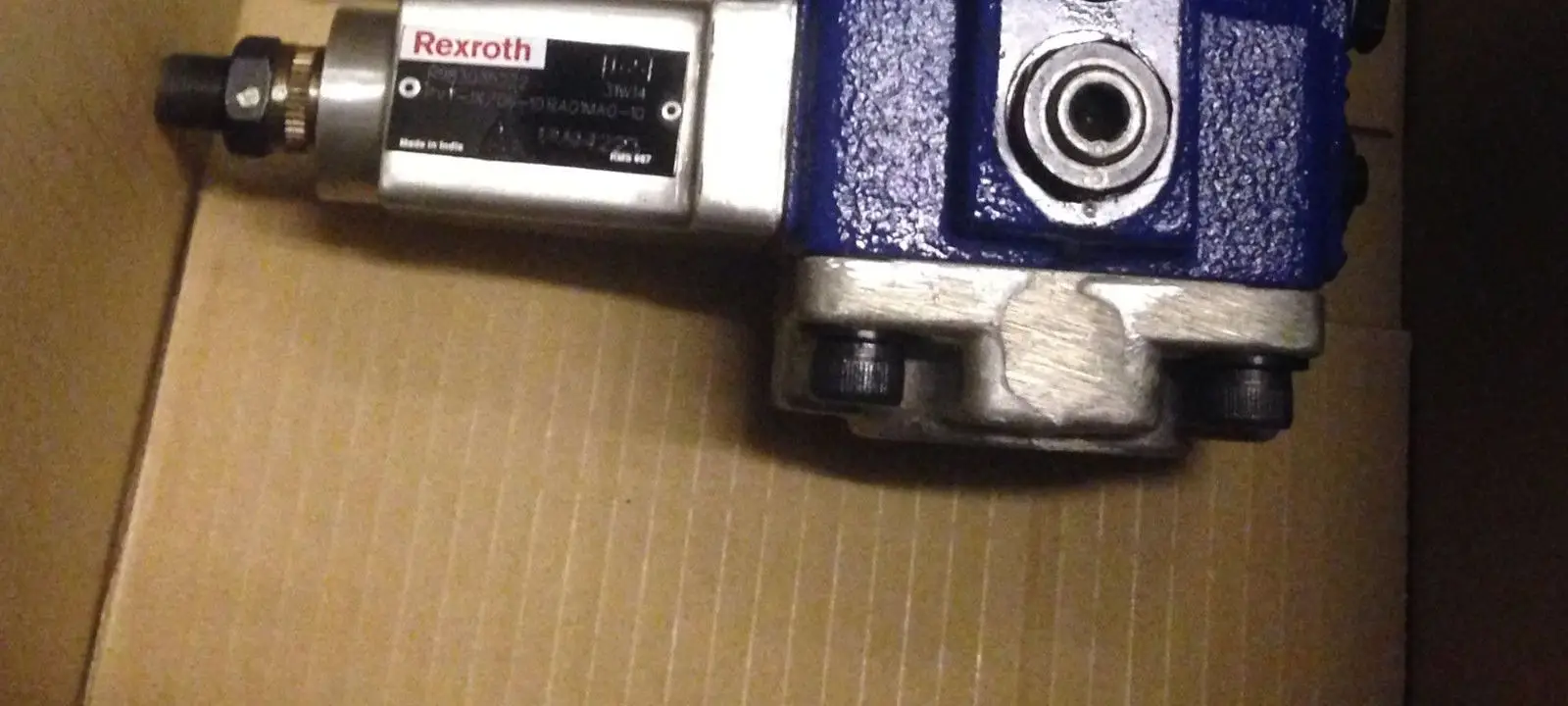 

PV7-11/06-10RA01MA0-05 NEW REXROTH PUMP