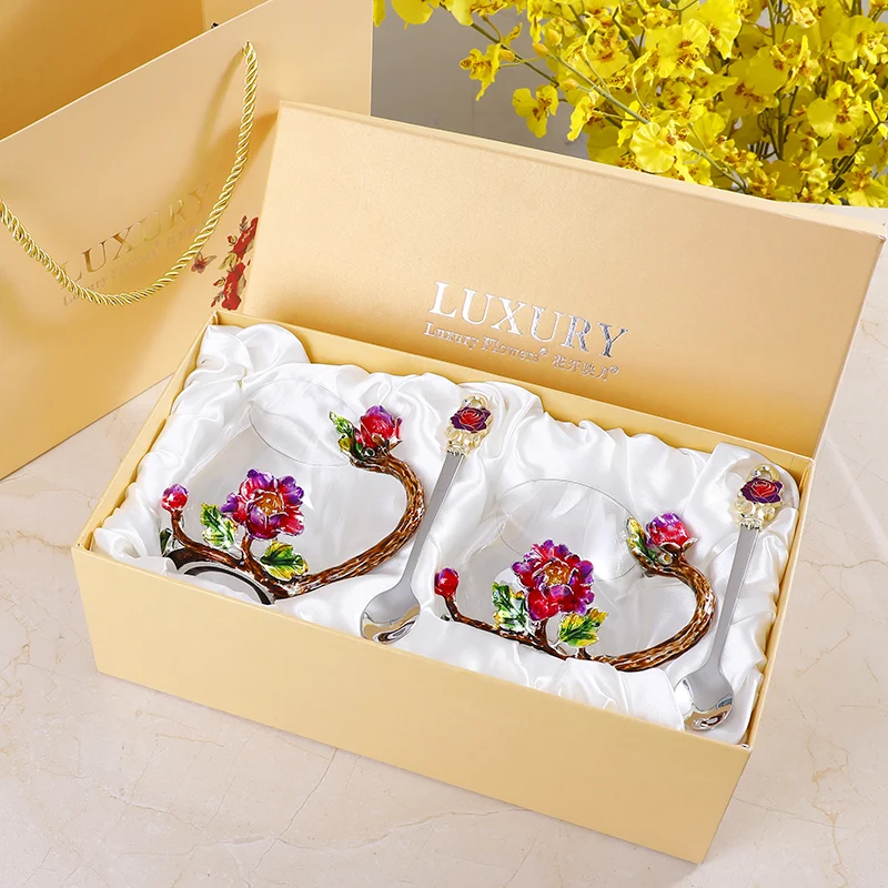 Gift boxes Эмалированная чашка для воды, Ароматизированная чайная чашка, креативная семейная, без свинца, пирекс, стекло на кружке, Хрустальная чашка, кружка для молока с крышкой, ложка - Цвет: Gift boxes