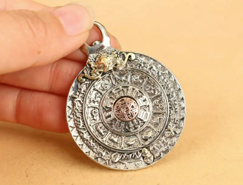 

Chinese tibet silver dragon amulet pendant netsuke nobe necklace